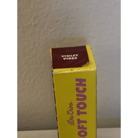 Lime Crime Soft Touch Comfort Matte Lipstick in VIOLET VIBES 4.4g / 0.14oz NEW - Picture 2 of 8
